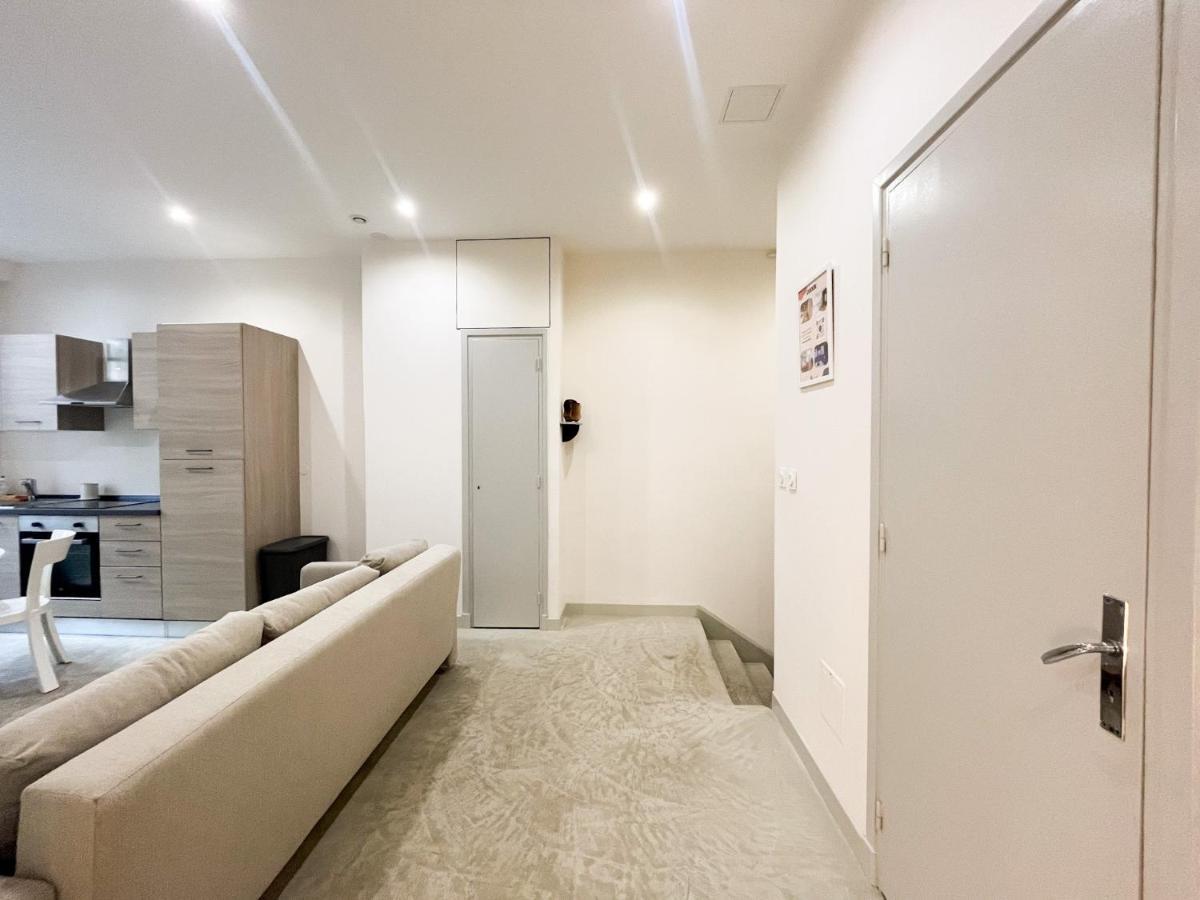 Suite Onyx Lyon Exterior photo